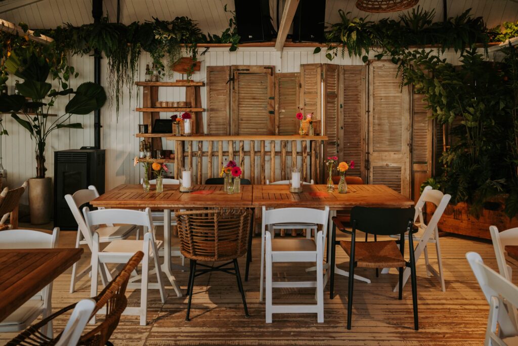 Vorbereitung am Hochzeitstag – emotionale Momente mit Freunden