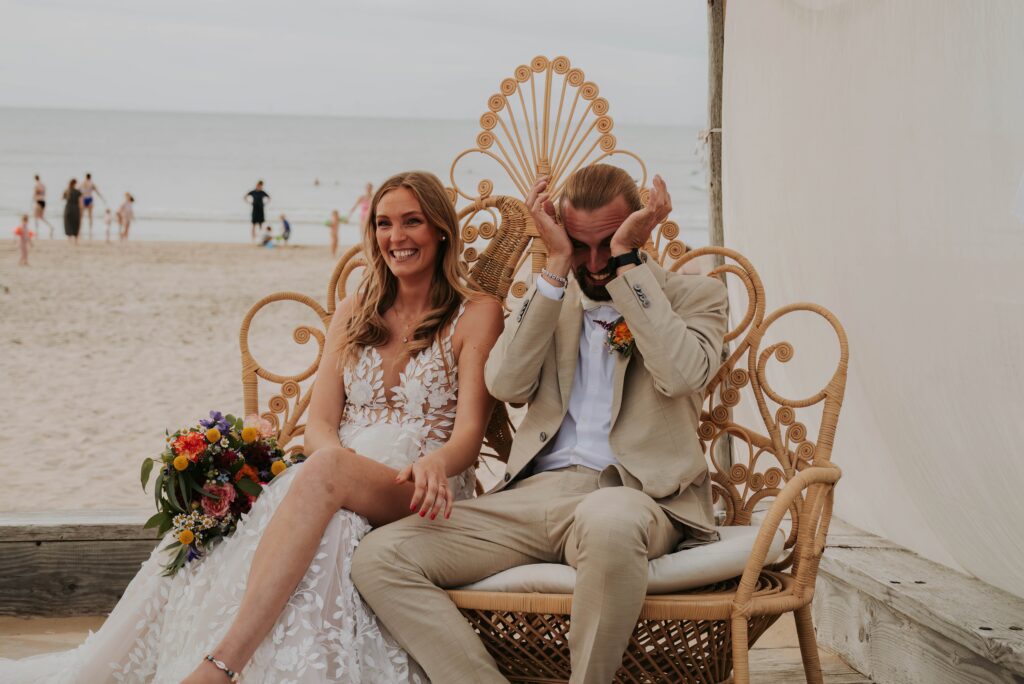 Strandhochzeit in Castricum aan Zee – Augenblicke während der Zeremonie