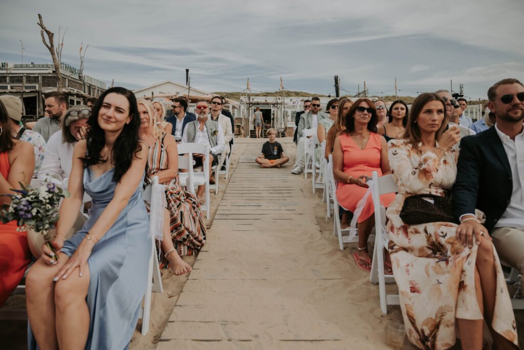 Strandpaviljoen Deining – Stimmung rund um die Trauung in Castricum
