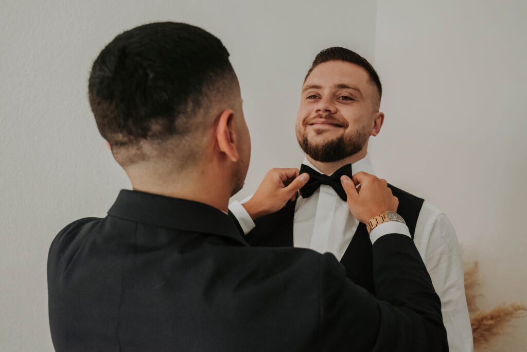 Laura beim Getting Ready vor ihrer Hochzeit in Essen