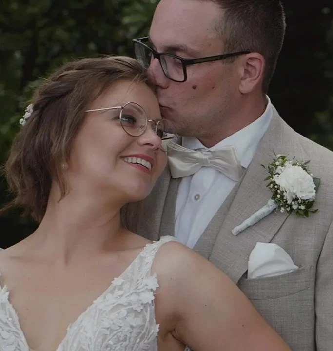 Melanie und Henrik bei ihrer Hochzeit im Loft 7 in Nettetal.